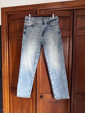 American Eagle Athletic Straight light blue jeans